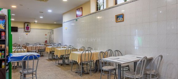 157m² Commercial property in Loures, Portugal No. 180743 8