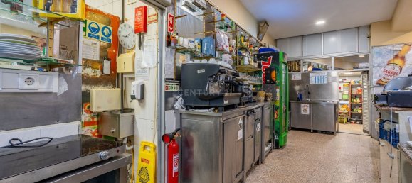 157m² Commercial property in Loures, Portugal No. 180743 3