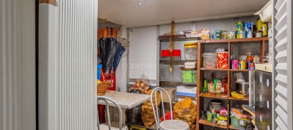 157m² Commercial property in Loures, Portugal No. 180743 17