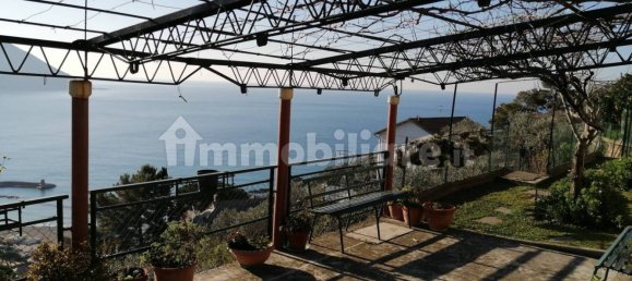 2 Schlafzimmer Villa in Recco, Italy, Nr. 259672 10