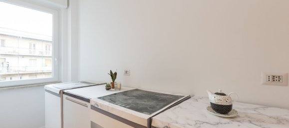 2 rooms Apartment in Milan, Italy No. 260627 10