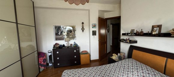 3 Schlafzimmer Wohnung in Livorno, Italy, Nr. 324268 19