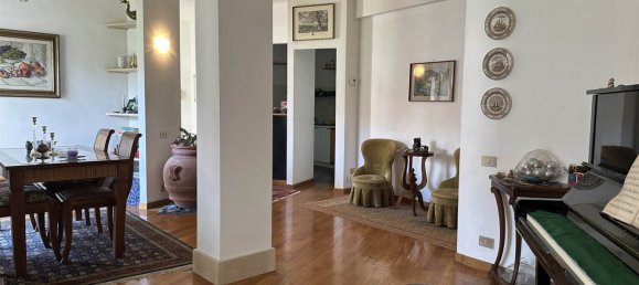 3 Schlafzimmer Wohnung in Livorno, Italy, Nr. 324268 11