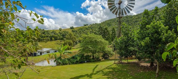 Granja de 3 dormitorios en Kanigan, Australia No. 696 23