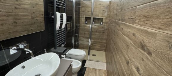 2 bedrooms Apartment in Genoa, Italy No. 313703 7