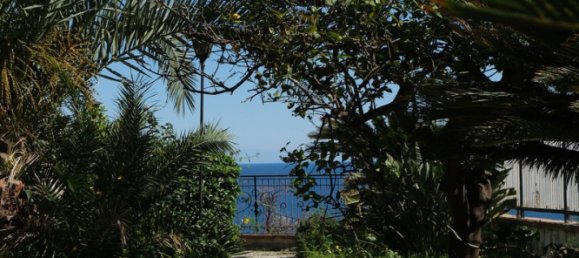 6 bedrooms Villa in Casteldaccia, Italy No. 251319 21