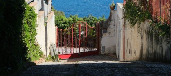 6 bedrooms Villa in Casteldaccia, Italy No. 251319 23