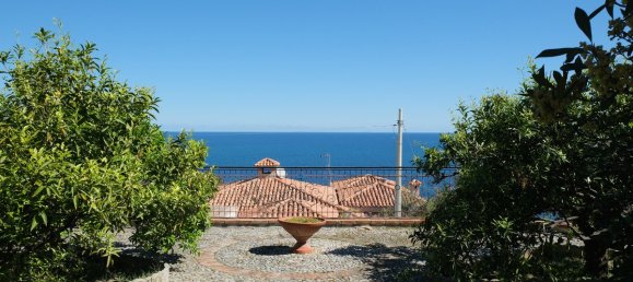 6 bedrooms Villa in Casteldaccia, Italy No. 251319 20