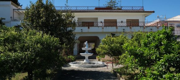 6 bedrooms Villa in Casteldaccia, Italy No. 251319 9