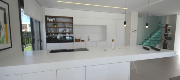 4 غرف نوم فيلا في San Miguel de Salinas, Spain رقم 2383 24