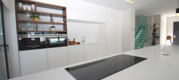 4 غرف نوم فيلا في San Miguel de Salinas, Spain رقم 2383 12