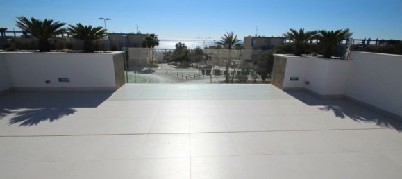 4 غرف نوم فيلا في San Miguel de Salinas, Spain رقم 2383 17