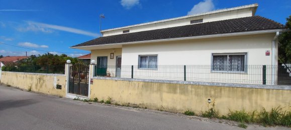 Дом с 4 спальнями в Томар, Португалия № 150852 2