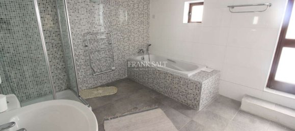 3 bedrooms House in Zebbug, Malta No. 3808 35