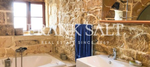 3 bedrooms House in Zebbug, Malta No. 3808 16