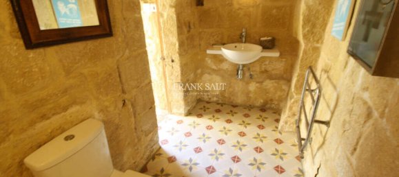 3 bedrooms House in Zebbug, Malta No. 3808 15