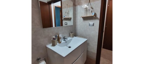 2 rooms Apartment in Rome, Italy No. 158015 17