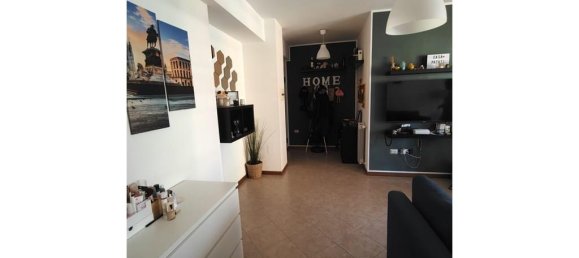 2 rooms Apartment in Rome, Italy No. 158015 7