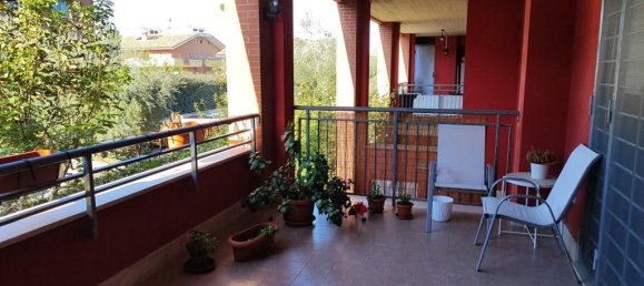 2 rooms Apartment in Rome, Italy No. 158015 2