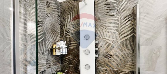 3 rooms Apartment in Cologno Monzese, Italy No. 146285 20