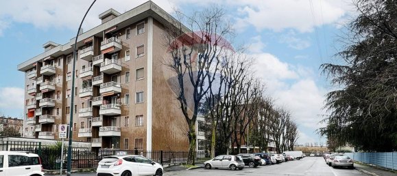 3 rooms Apartment in Cologno Monzese, Italy No. 146285 32