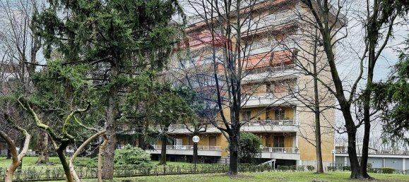 3 rooms Apartment in Cologno Monzese, Italy No. 146285 37