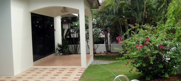 Кафе / ресторан с 4 спальнями в Паттайя, Таиланд № 4015 5