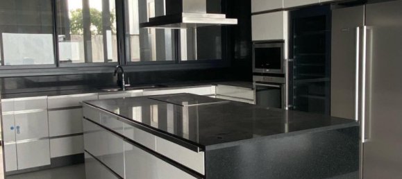 Кондоминиум  с 4 спальнями в Пляж Рейли, Таиланд № 60218 9