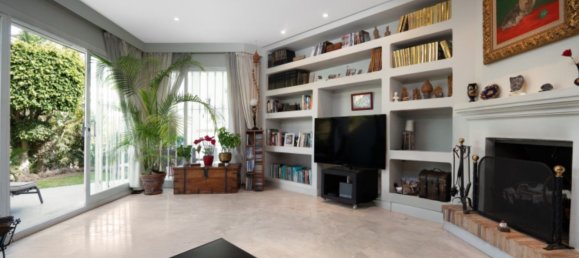 3 bedrooms Townhouse in Marbella, Spain No. 140587 4