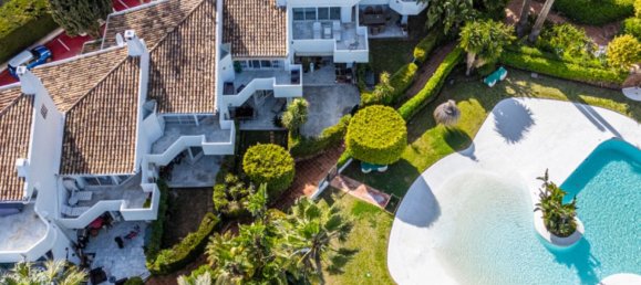 3 bedrooms Townhouse in Marbella, Spain No. 140587 27