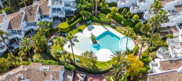 3 bedrooms Townhouse in Marbella, Spain No. 140587 26