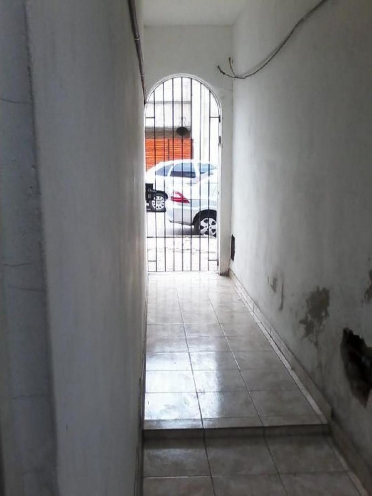 Studio in Bermudez, Argentina No. 53549