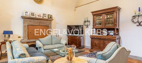 5 bedrooms Villa in Frascati, Italy No. 127189 15