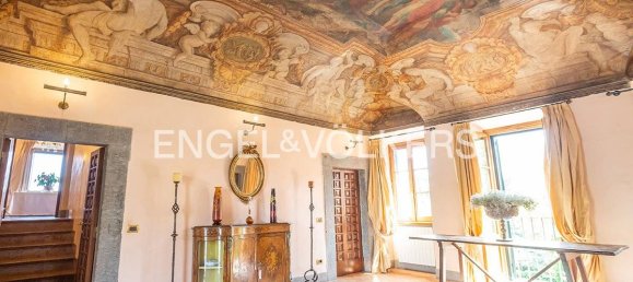 5 bedrooms Villa in Frascati, Italy No. 127189 3