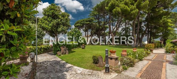 5 bedrooms Villa in Frascati, Italy No. 127189 31