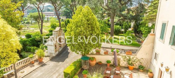 5 bedrooms Villa in Frascati, Italy No. 127189 10