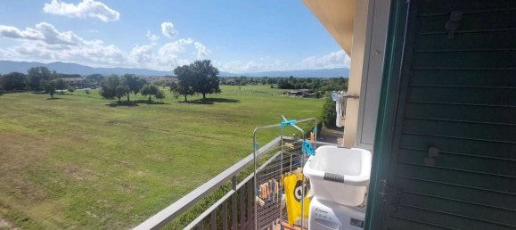 4 bedrooms Apartment in Prato, Italy No. 377853 11