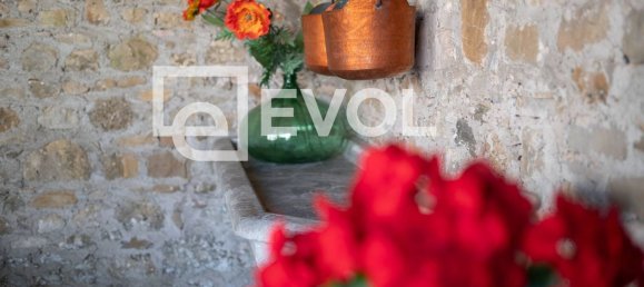 Дом с 7 комнатами в Удине, Италия № 20972 16