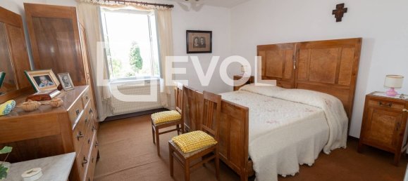 Дом с 7 комнатами в Удине, Италия № 20972 28