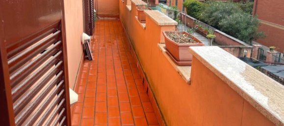 2 Schlafzimmer Wohnung in Rome, Italy, Nr. 139783 2