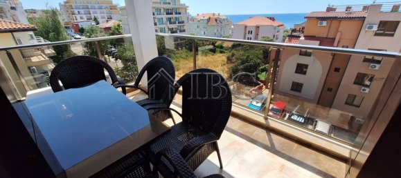 Квартира с 3 спальнями в Свети-Влас, Болгария № 1122 2