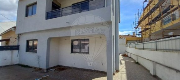 5 bedrooms House in Seixal, Portugal No. 183436 2