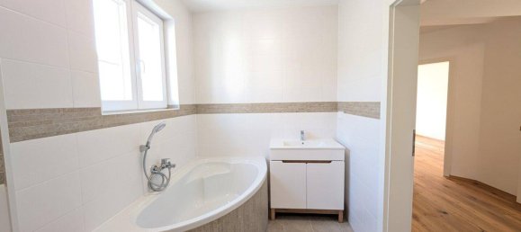 4 rooms House in Moosbrunn, Austria No. 157347 7