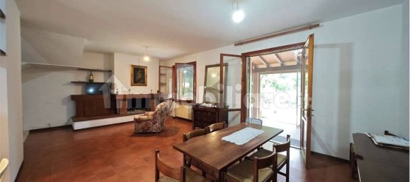 Вилла с 3 спальнями в Модена, Италия № 273275 4