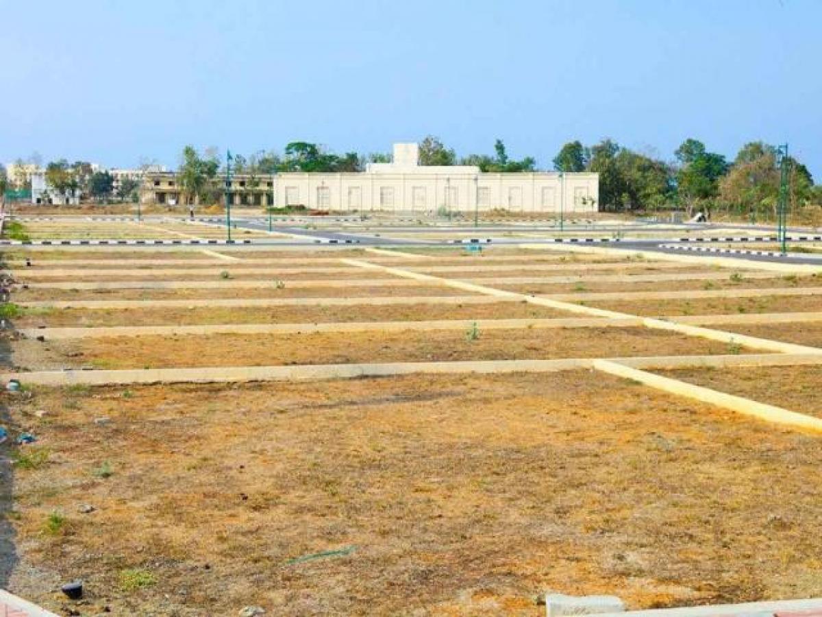 Земельный участок в Газиабад, Индия № 38846