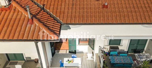 2 bedrooms Apartment in Rosignano Marittimo, Italy No. 284546 4