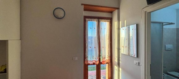 2-salle Appartement à Manerba del Garda, Italy No. 34918 6