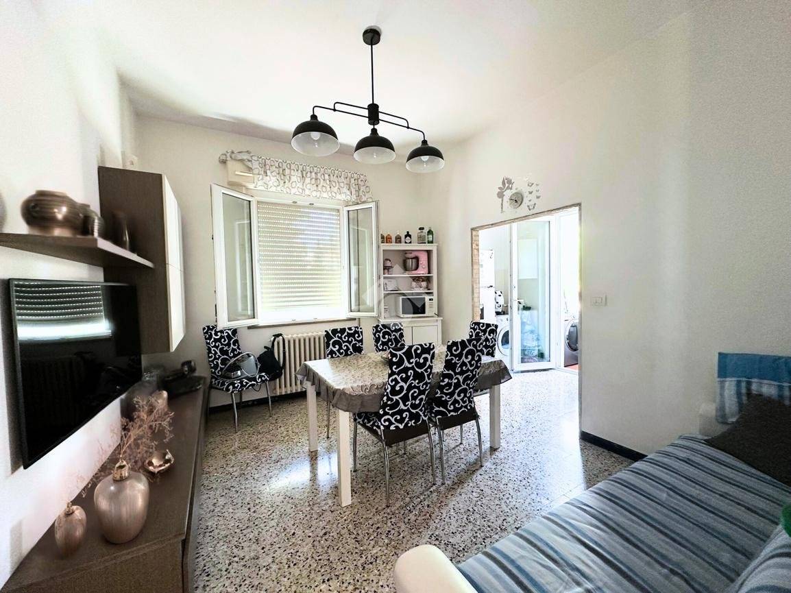 Villa T3 em Gabicce Mare, Italy N.º 258259
