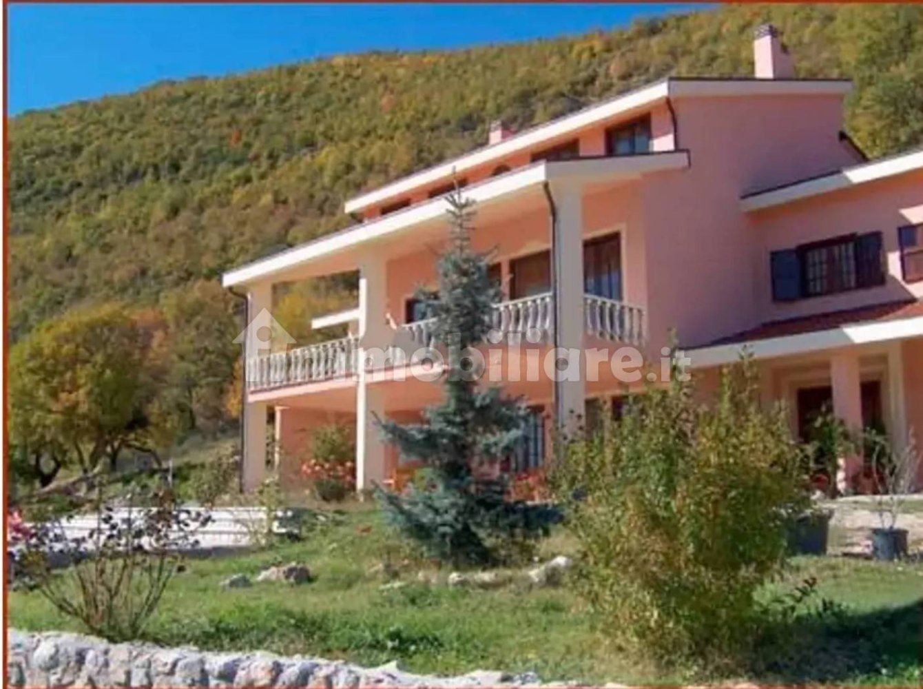 8 bedrooms Villa in Brescia, Italy No. 292014