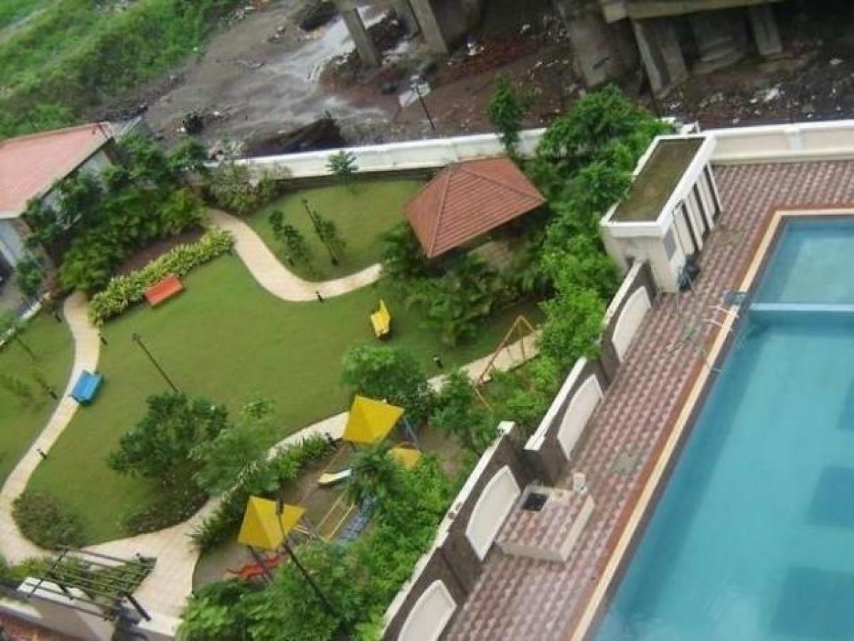 2 bedrooms House in Mumbai, India No. 64032